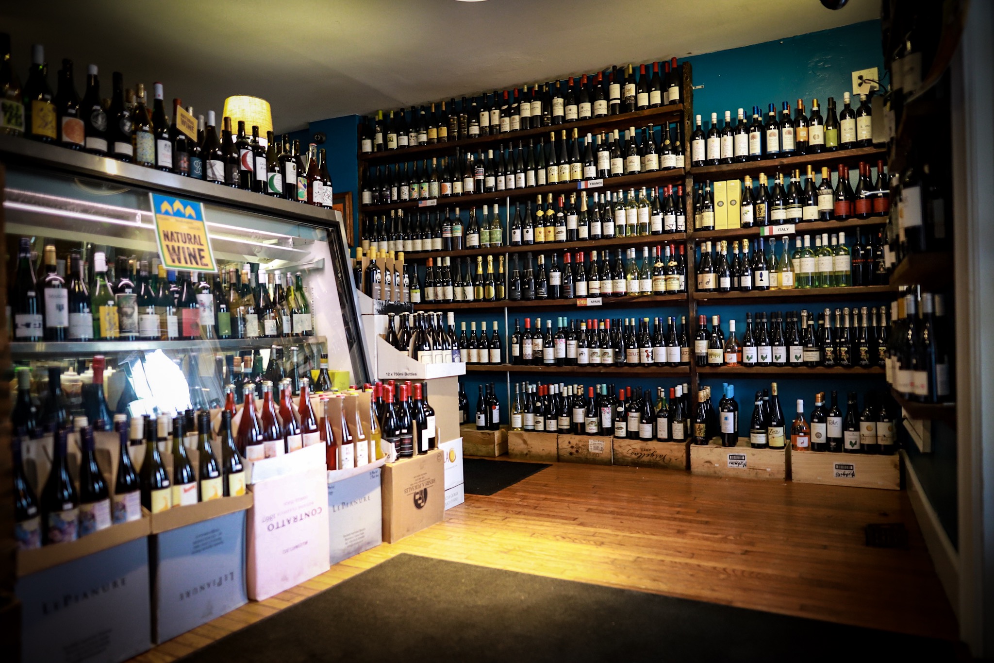 Mudgie's Deli and Wine Shop