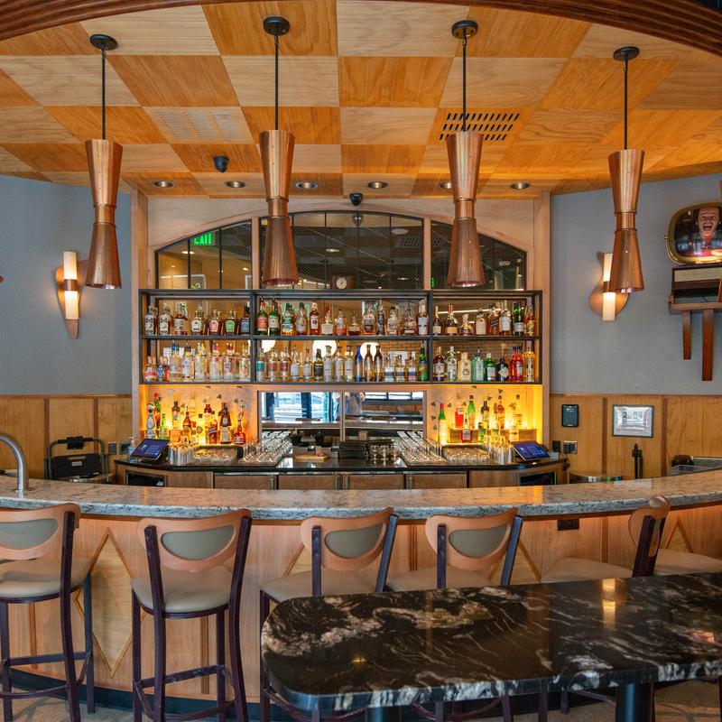 Side Hustle Lounge