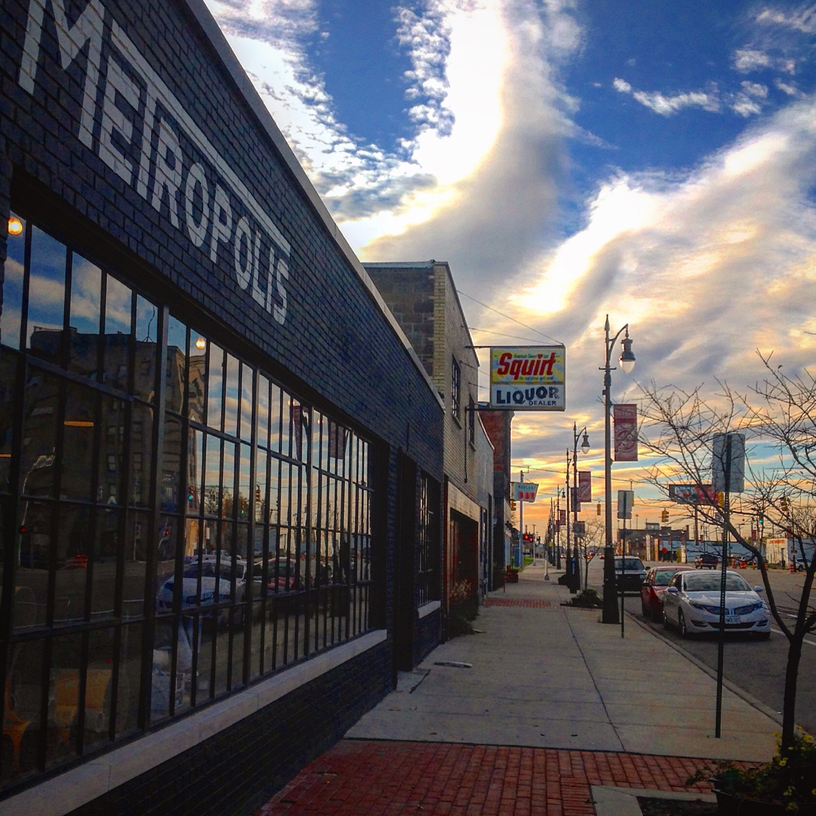 Metropolis Cycles Bike Shop photo 4